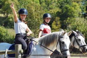 Randonnée cheval en Ariège ados 13-17 ans